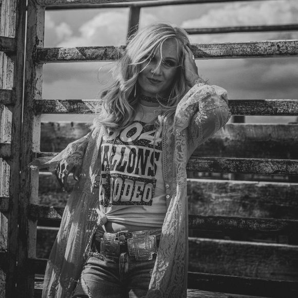 Meet your Posher, Jayce - Picture 1 of 1